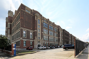 West Lofts - Loft