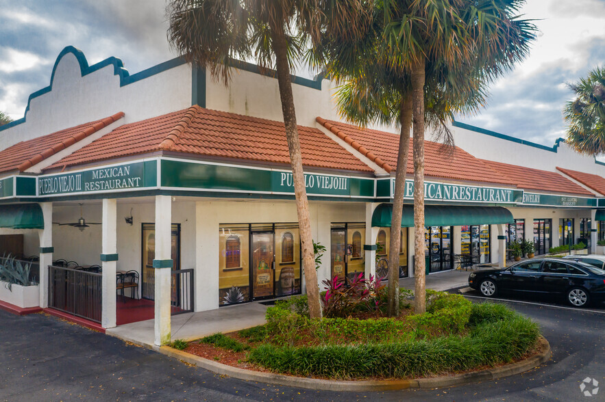 1720-1788 Port St. Lucie Blvd, Port Saint Lucie, FL for lease - Primary Photo - Image 1 of 10