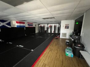 205 E Brandon Blvd, Brandon, FL for lease Interior Photo- Image 2 of 6