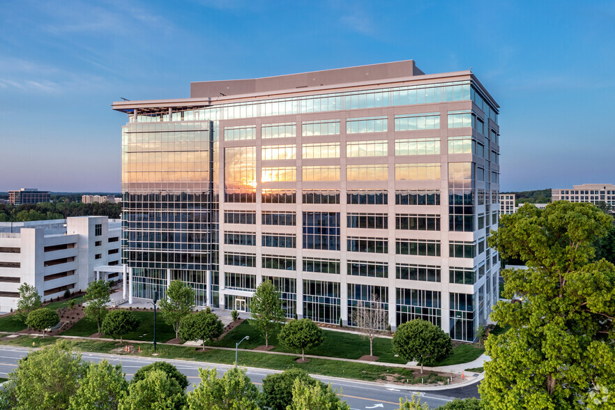 13146 Ballantyne Corporate Pl, Charlotte, NC 28277 - The Overlook | LoopNet