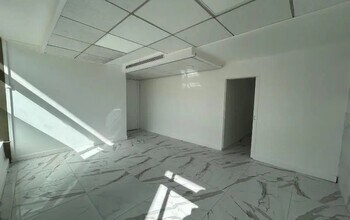 114 Rue Gallièni, Boulogne-Billancourt for lease Interior Photo- Image 2 of 4