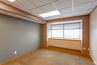 402 E Yakima Ave, Yakima, WA for lease Interior Photo- Image 1 of 2