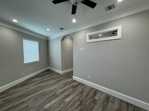 12262 Queenston Blvd, Houston, TX for lease Interior Photo- Image 1 of 9