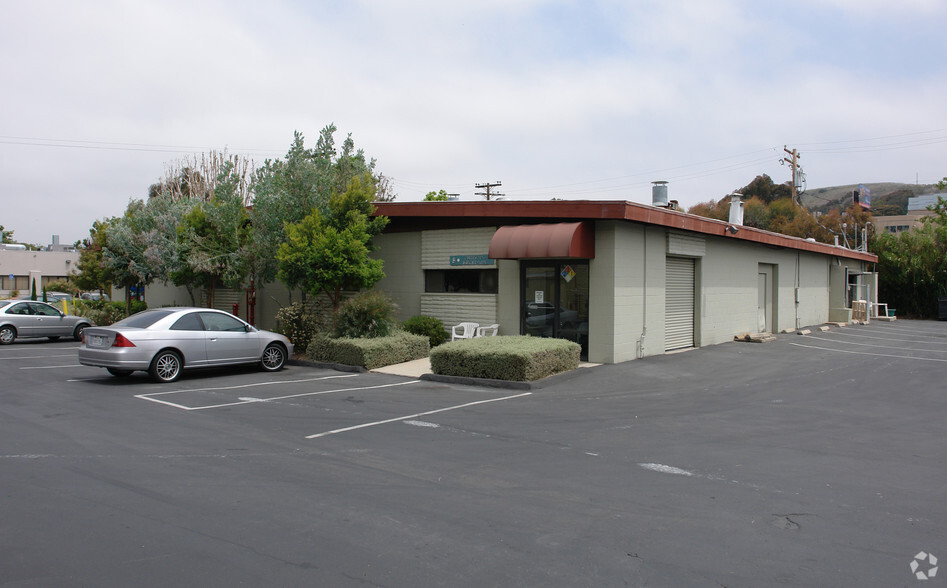 10451-10455 Roselle St, San Diego, CA for lease - Building Photo - Image 2 of 49