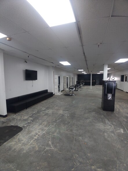 431 5th St, Marysville, CA for lease - Building Photo - Image 1 of 11