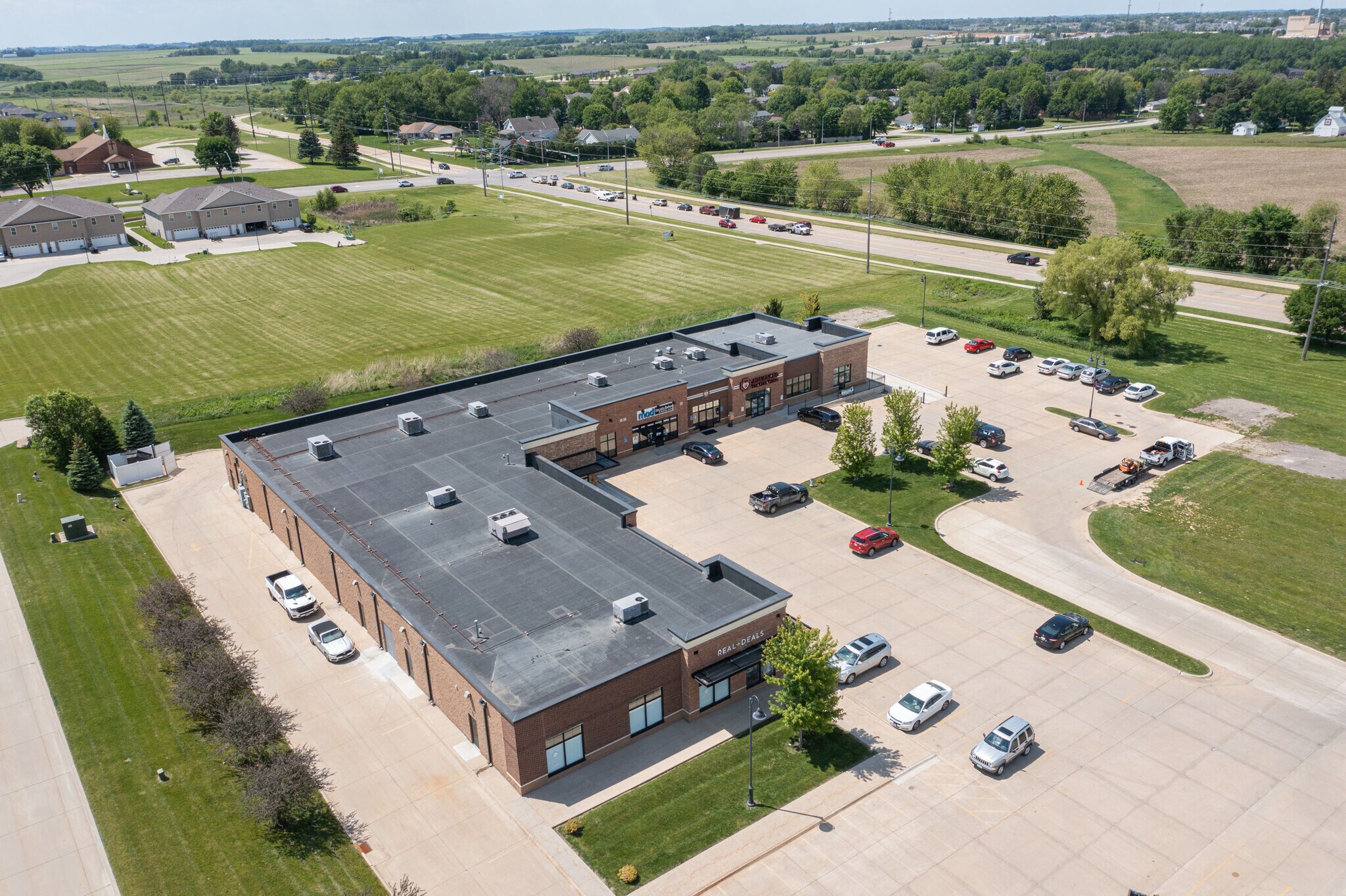 Greenhill Rd, Cedar Falls, IA 50613 Greenhill Market Place