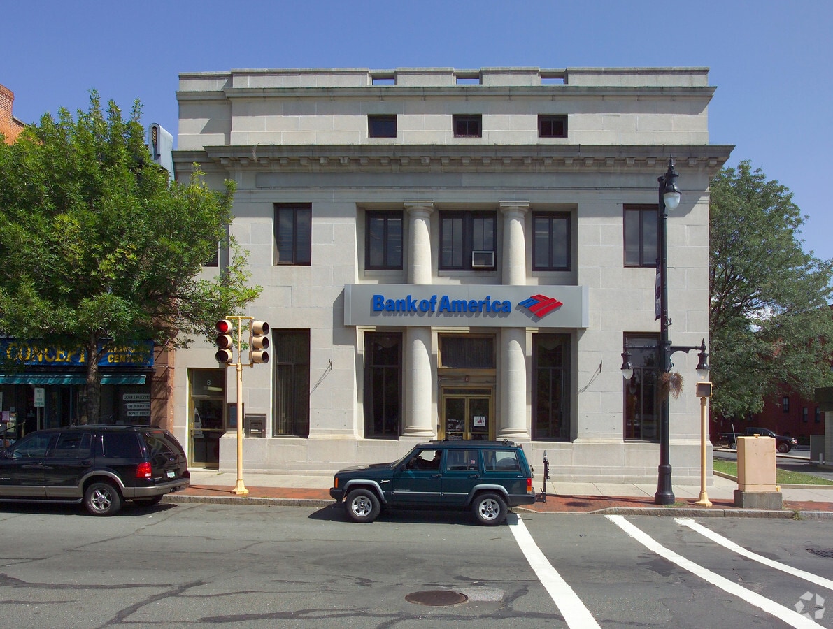 1016 Main St, Westfield, MA 01085