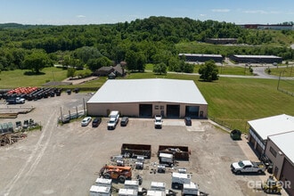 150 Imperial Industrial Park Dr, Oakdale, PA for lease Building Photo- Image 1 of 4