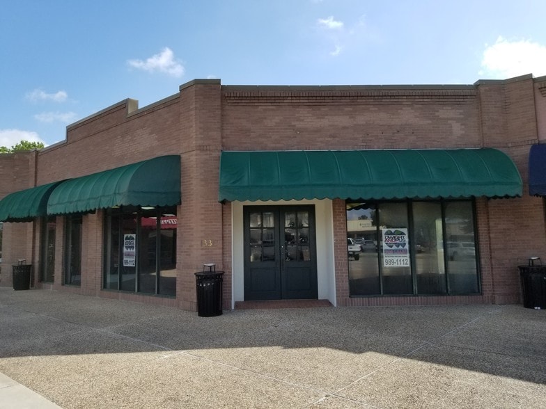 3809 Ambassador Caffery Pky, Lafayette, LA 70503