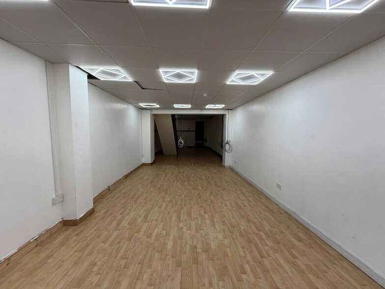 95-97 Widnes Rd, Widnes for lease - Interior Photo - Image 3 of 11