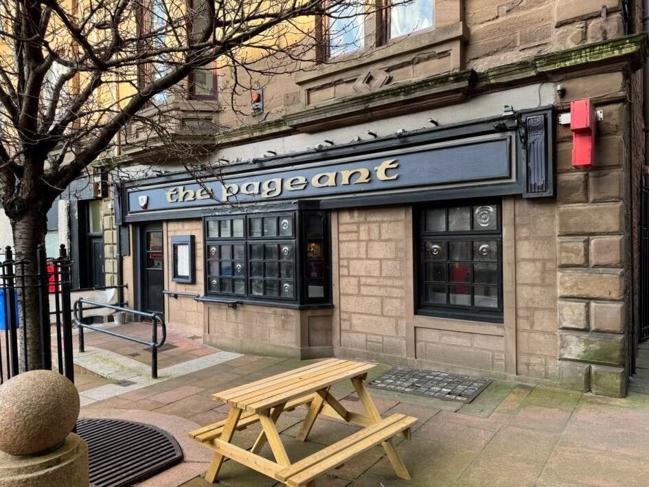 8-10 Kirk Square, Arbroath for lease Building Photo- Image 1 of 6