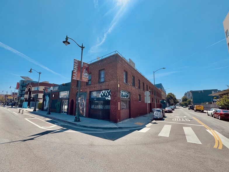 700-706 E 1st St, Los Angeles, CA for lease - Building Photo - Image 1 of 9