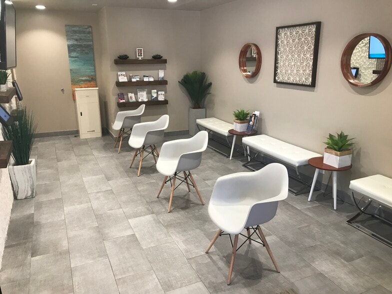 9700 N 91st St, Scottsdale, AZ for lease - Interior Photo - Image 3 of 10