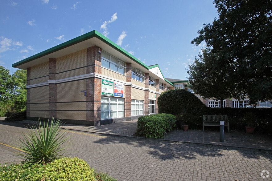 Fortran Rd, Cardiff for sale - Primary Photo - Image 1 of 1