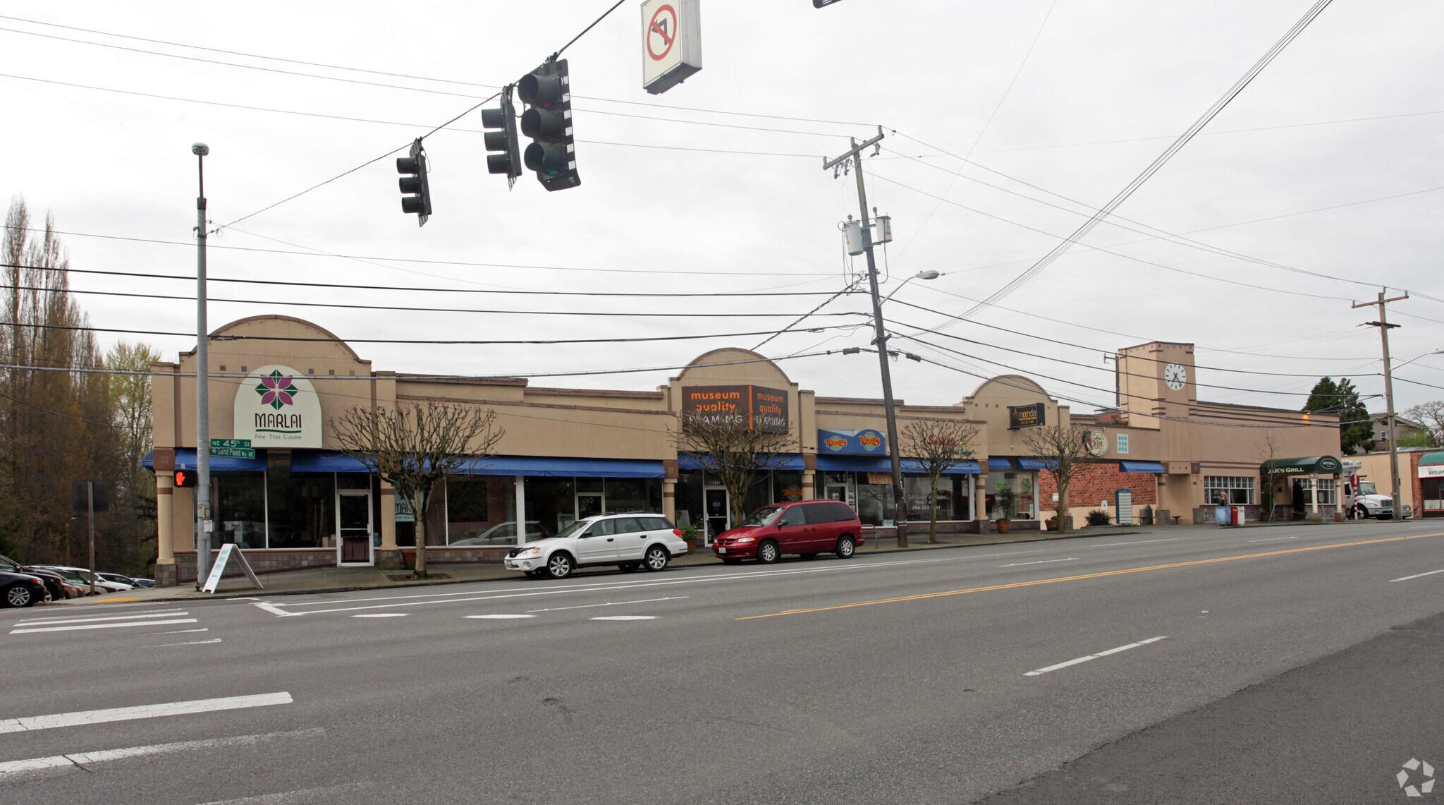 3701-3719 NE 45th St, Seattle, WA for sale Primary Photo- Image 1 of 1