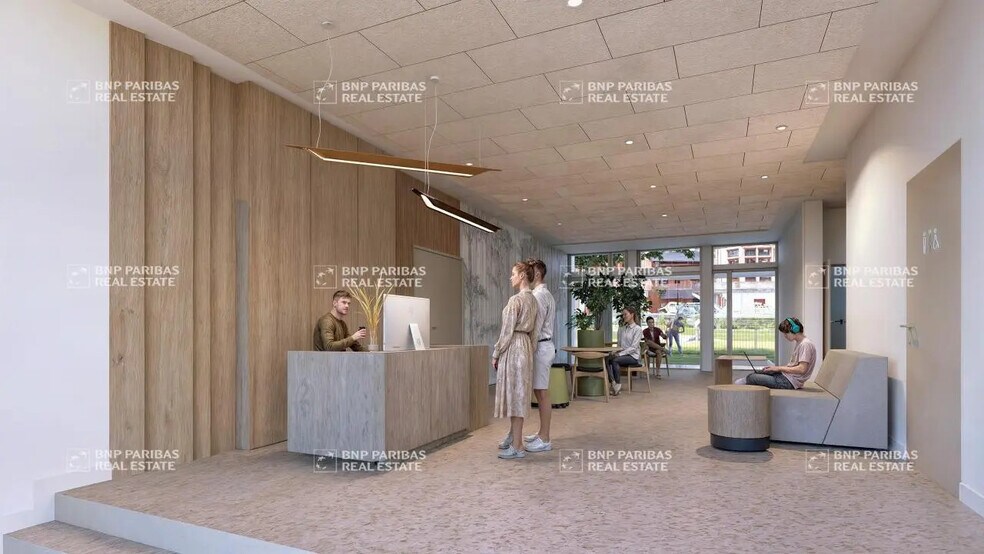 Office in Tours for lease - Building Photo - Image 3 of 11