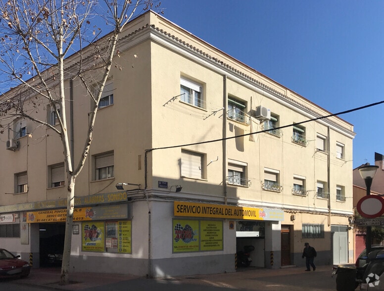 Calle Ramón y Cajal, 27, Getafe, Madrid for lease - Building Photo - Image 2 of 2