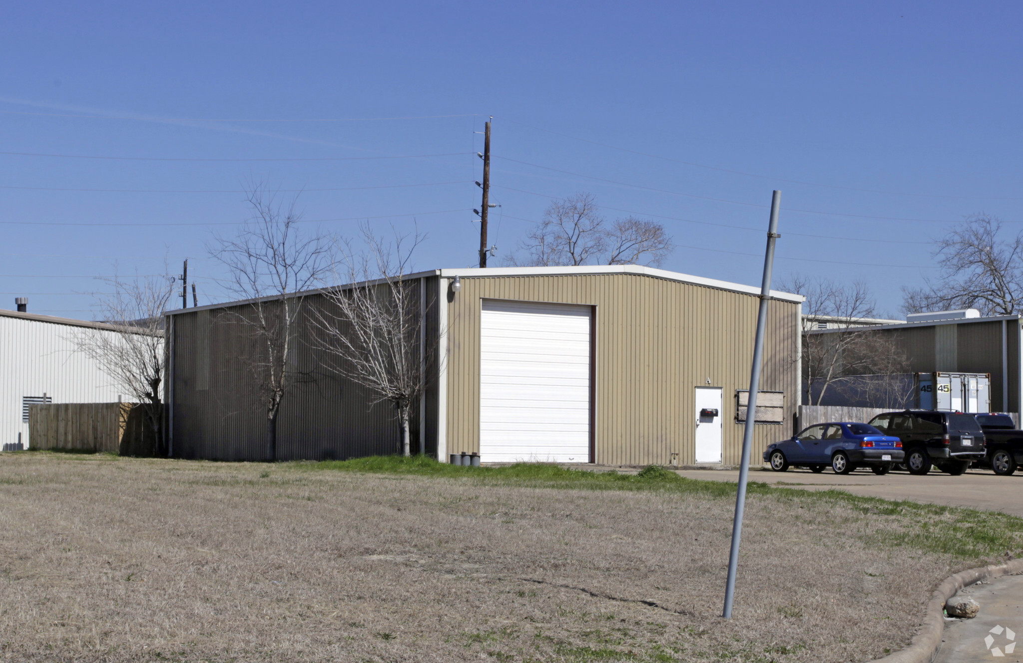 10202 Mula Cir, Stafford, TX for sale Primary Photo- Image 1 of 1