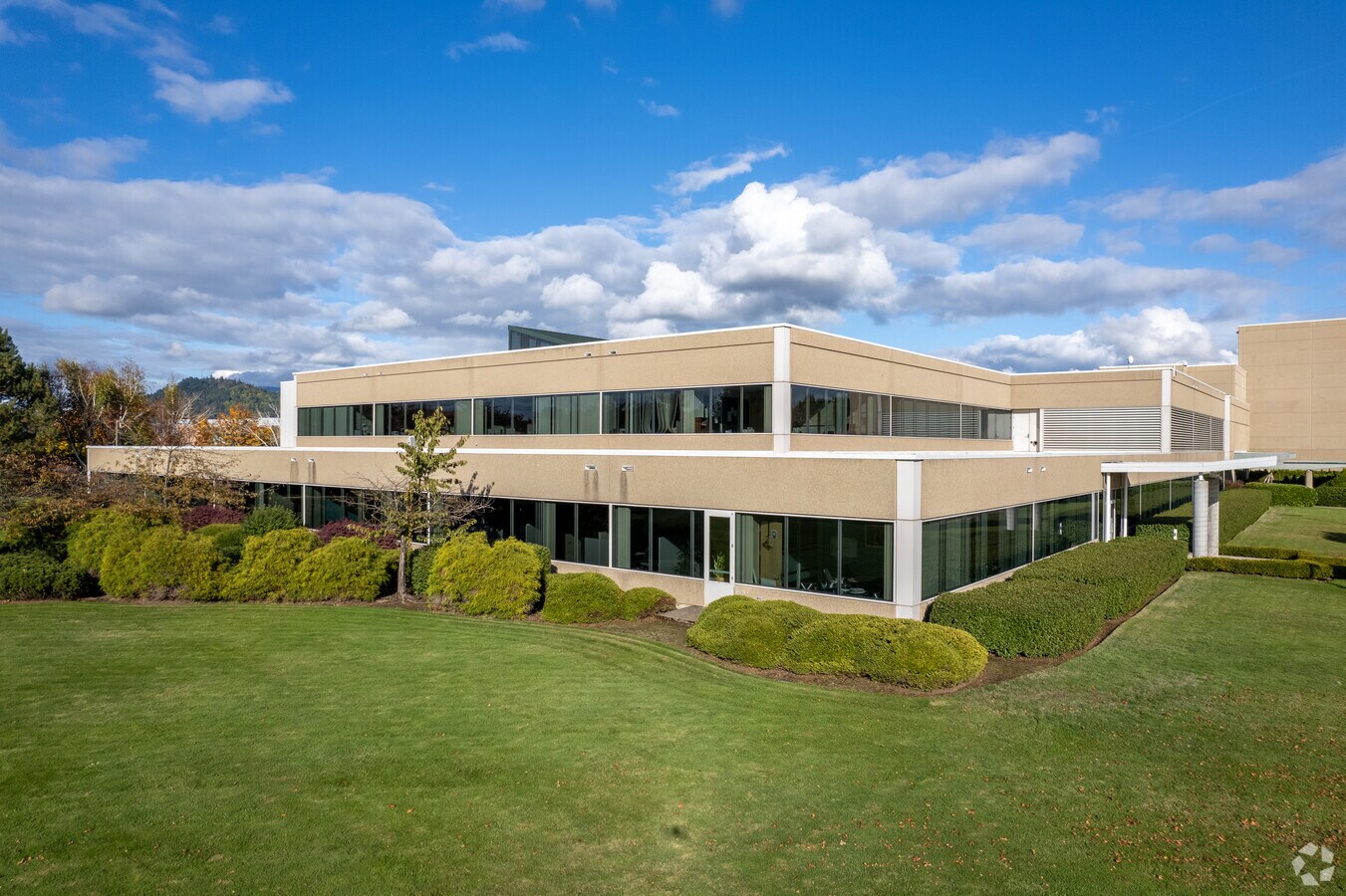 3500 Chad Dr, Eugene, OR 97408 Office for Lease