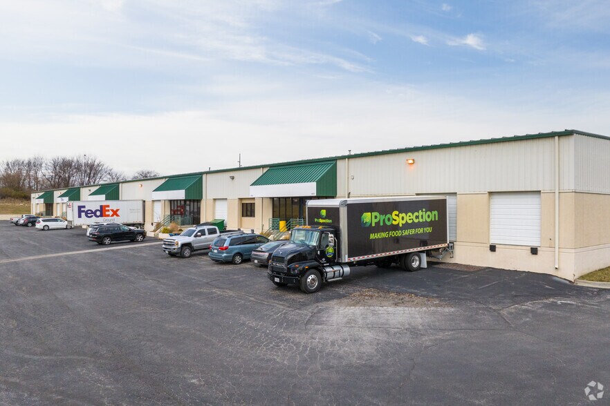 10531071 W Innovation Dr, Kearney, MO 64060