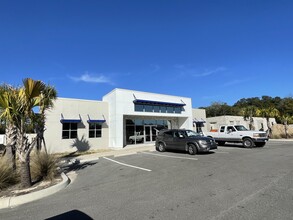 871 Highway 466, Lady Lake, FL for lease Building Photo- Image 2 of 5