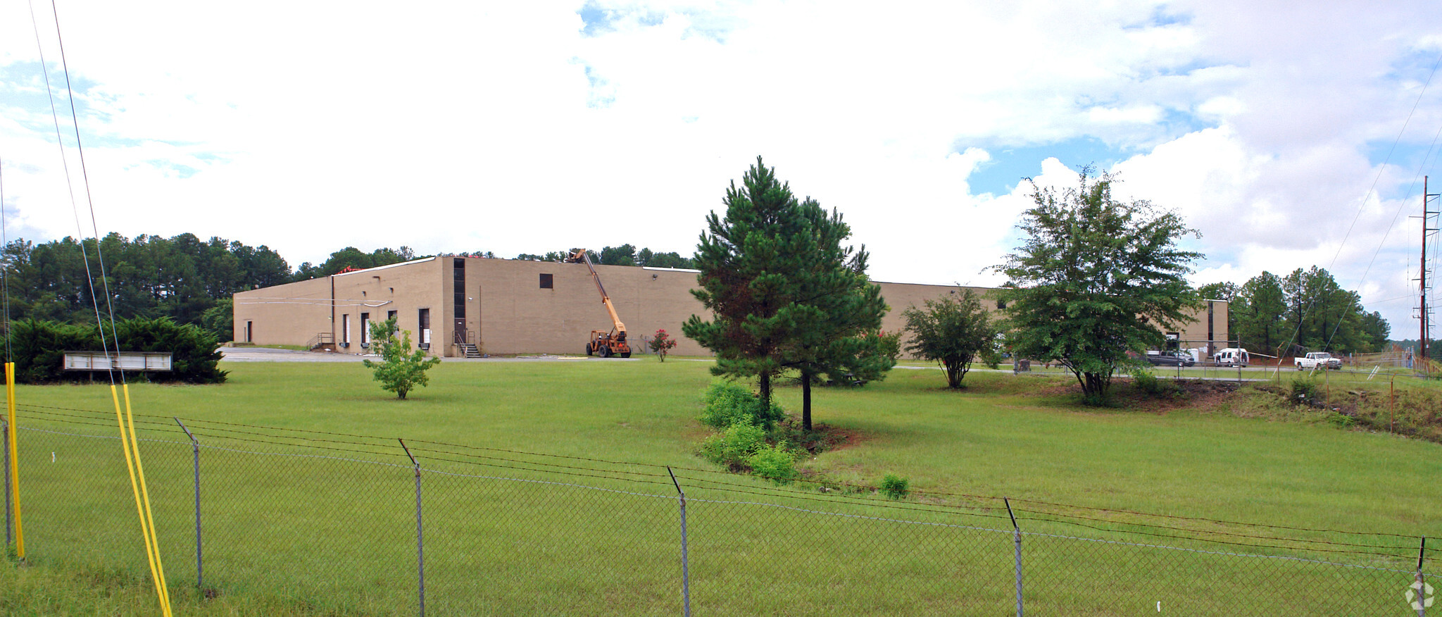 541 Industrial Dr, Lexington, SC for sale Primary Photo- Image 1 of 1