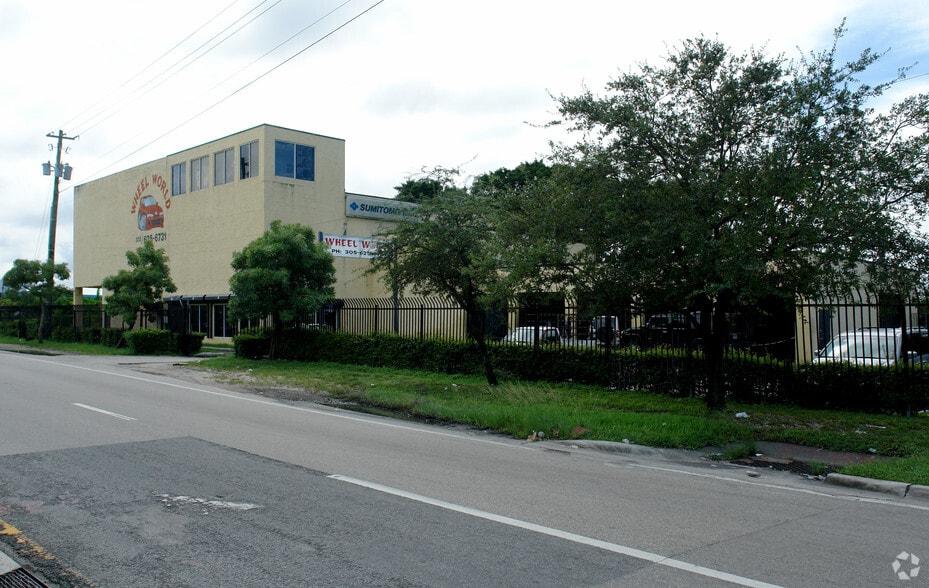 4690 NW 167th St, Opa Locka, FL for lease - Building Photo - Image 2 of 2