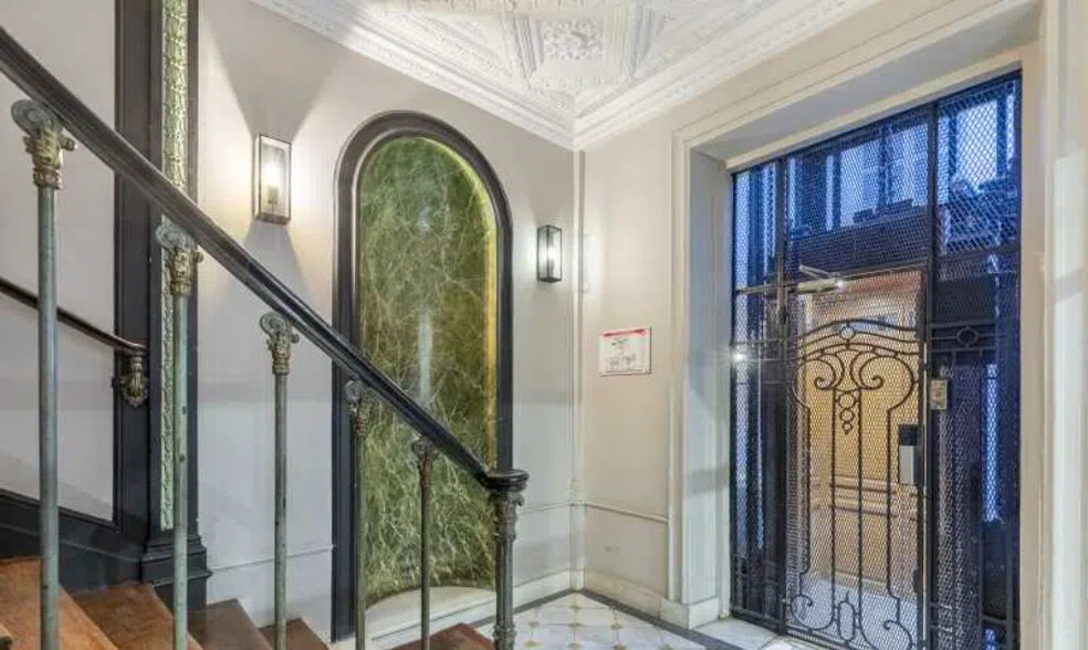 20 Boulevard Poissonnière, Paris for lease - Building Photo - Image 3 of 3