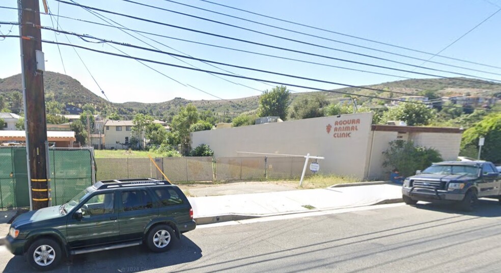 28266 Dorothy Dr, Agoura Hills, CA for lease - Building Photo - Image 2 of 9