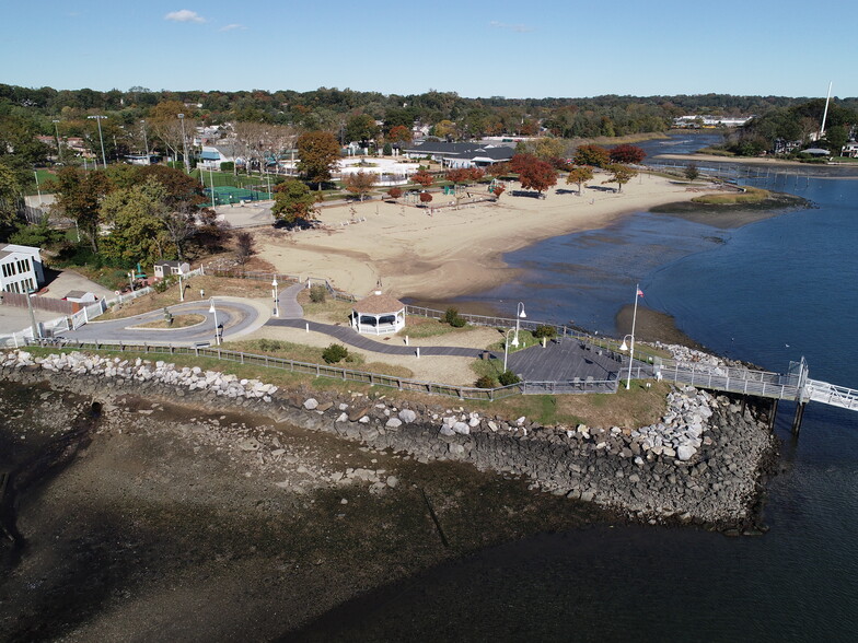 1 Orchard Beach Blvd, Port Washington, NY for sale - Aerial - Image 3 of 7