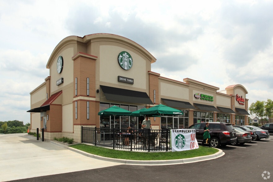 1831 Blankenbaker Pky, Louisville, KY for lease - Building Photo - Image 3 of 8