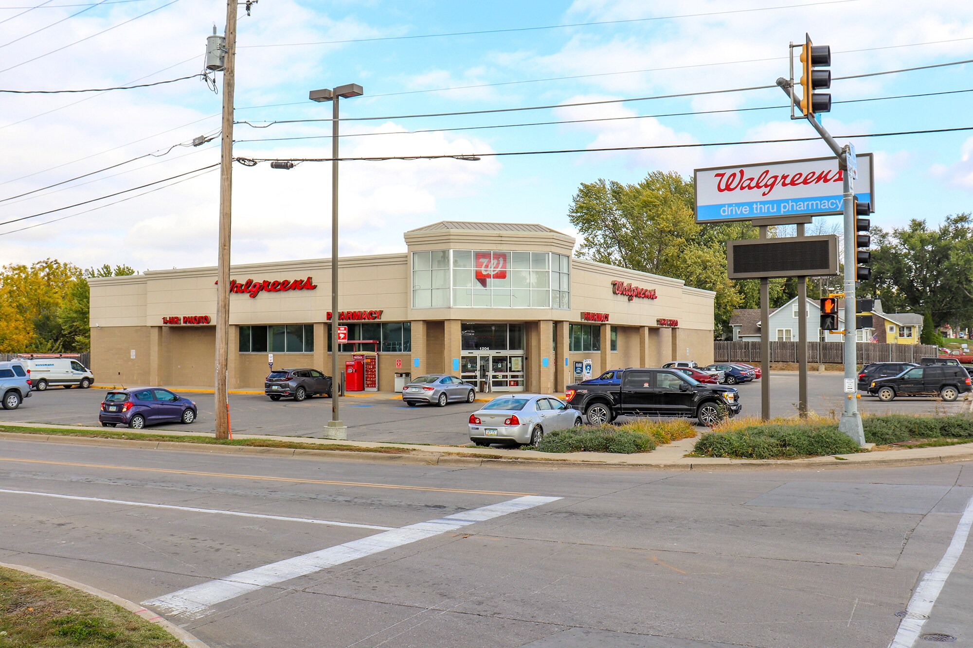1204 1st Ave E, Newton, IA for sale Primary Photo- Image 1 of 1