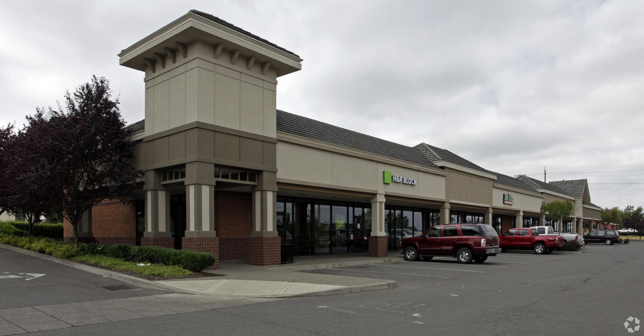 State Hwy 213 State Hwy 211, Molalla, OR 97038 Molalla Market