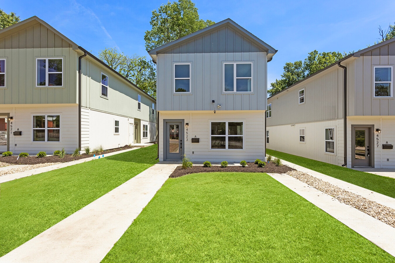 4523 Forest Ave, Kansas City, MO 64110 - Unit B - - Interior Photo - Image 1 of 24