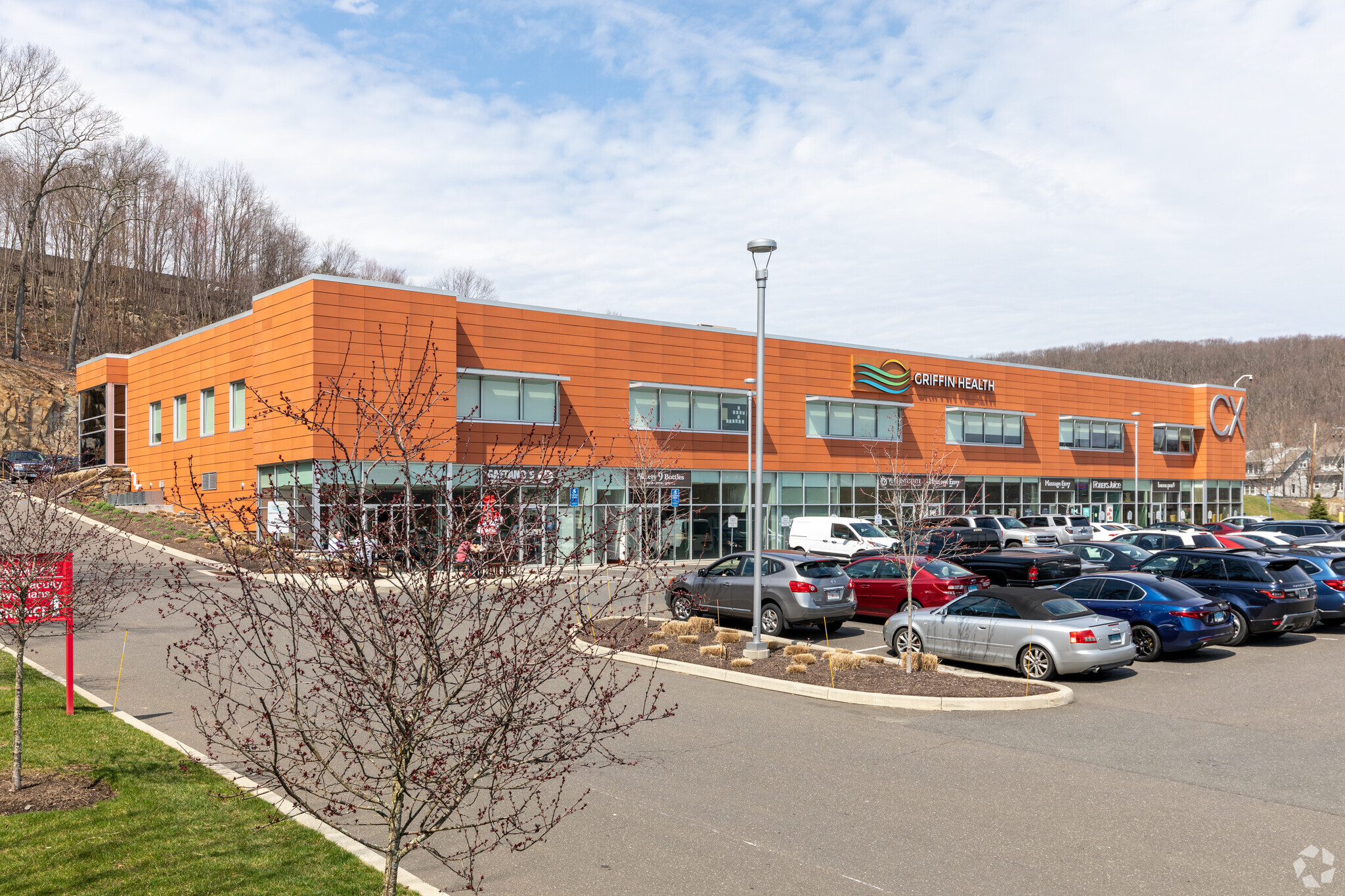 100-110 Commerce Dr, Shelton, CT for lease Building Photo- Image 1 of 4