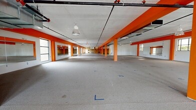 1233 Janesville Ave, Fort Atkinson, WI for lease Interior Photo- Image 1 of 12