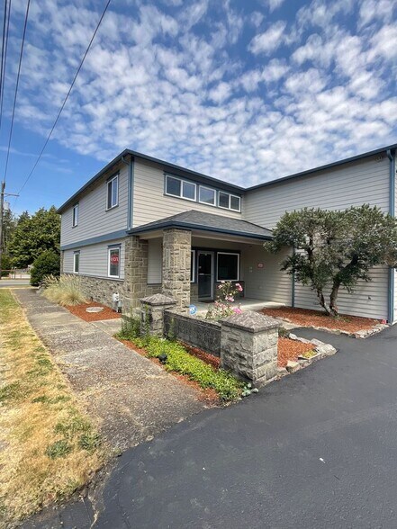 152 Stage St N, Tenino, WA for lease - Building Photo - Image 1 of 13