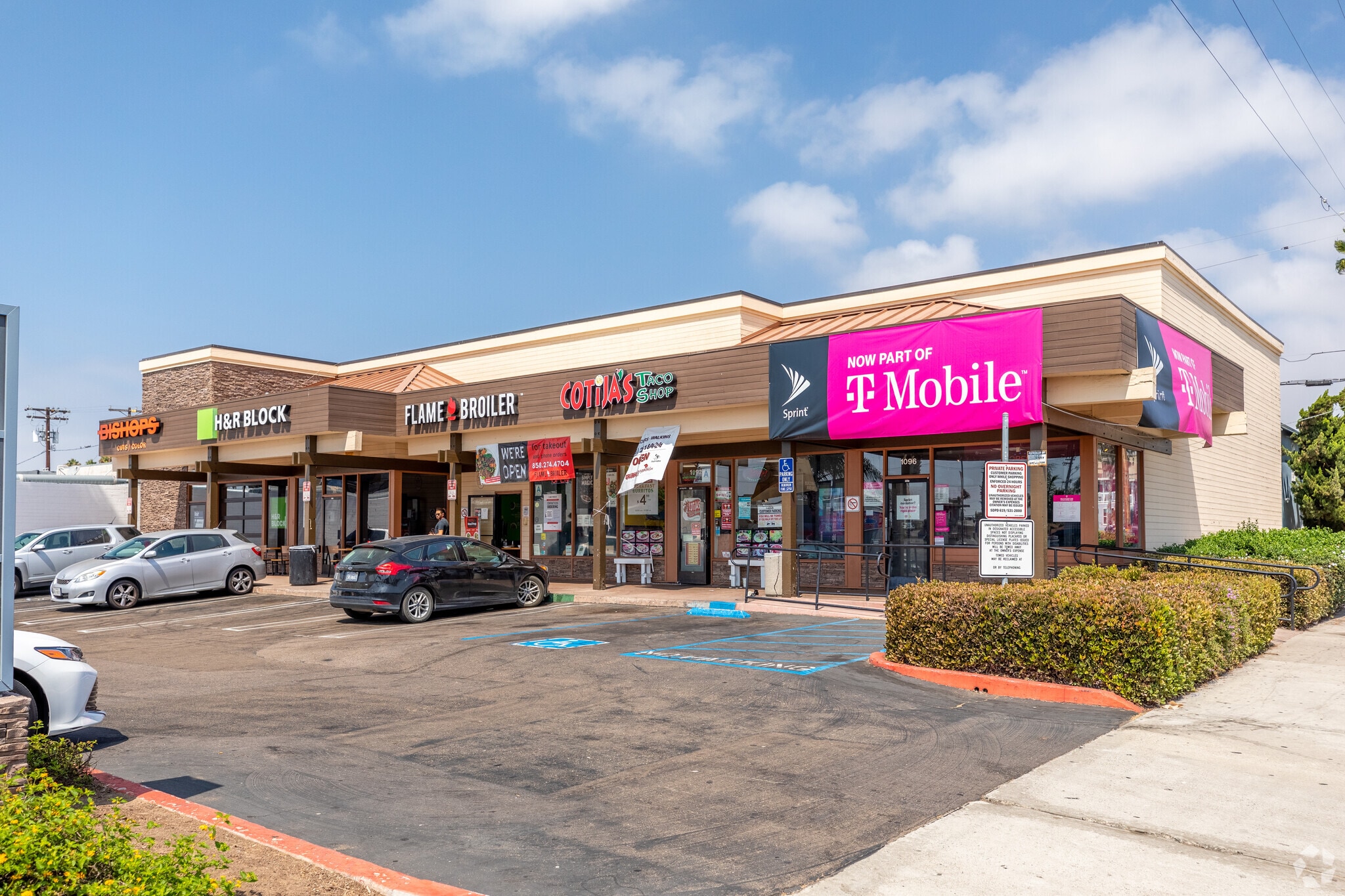 1078-1096 Garnet Ave, San Diego, CA for lease Building Photo- Image 1 of 7