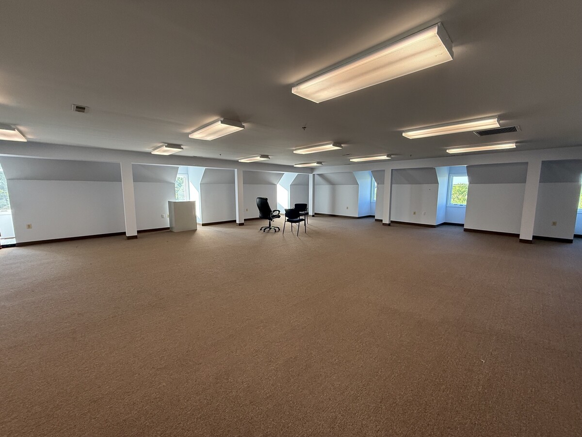 22888 Three Notch Rd, California, MD 20619 - Unit 301 - - Interior Photo - Image 2 of 3
