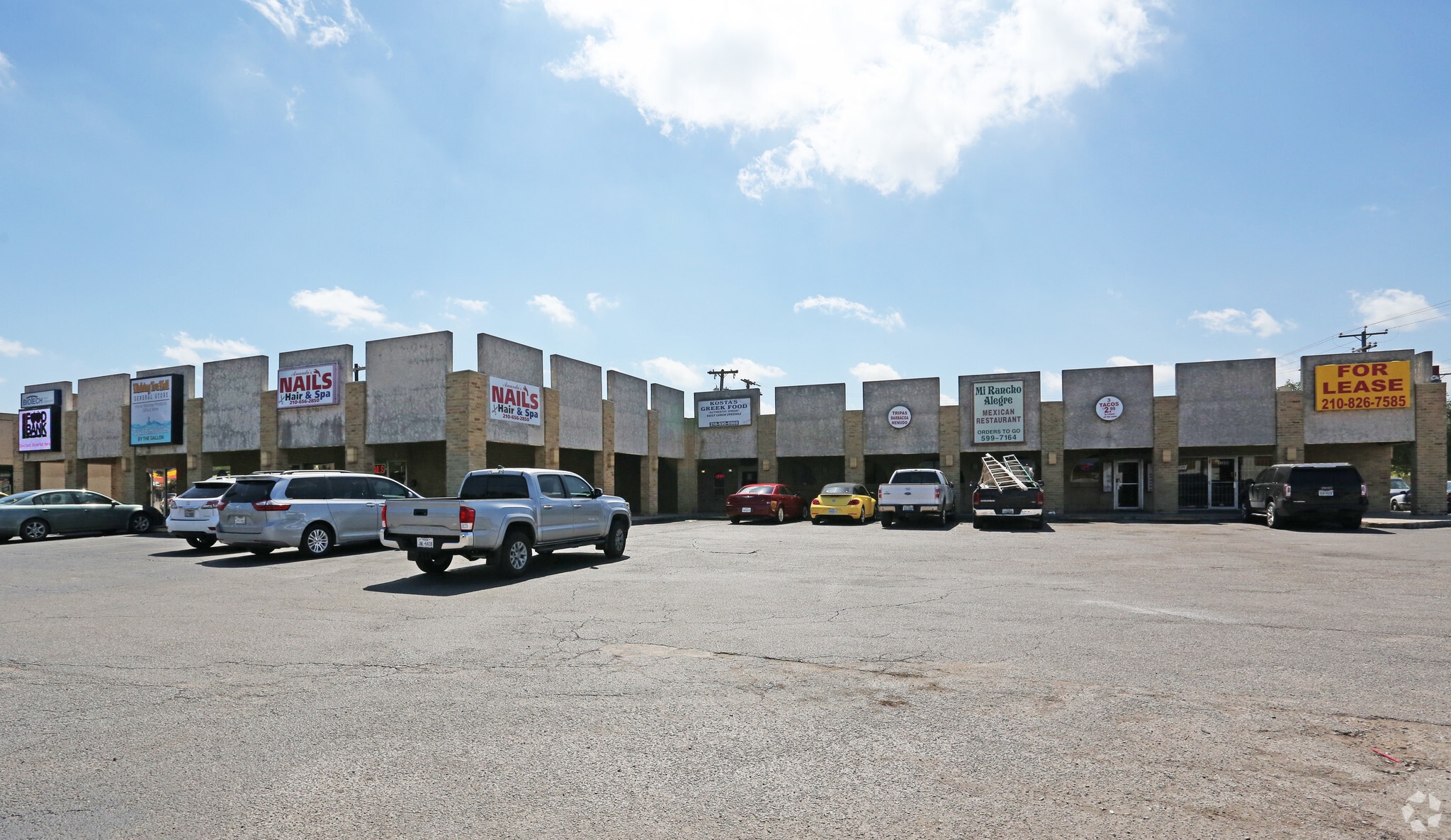12600-12612 Nacogdoches Rd, San Antonio, TX for lease Primary Photo- Image 1 of 8