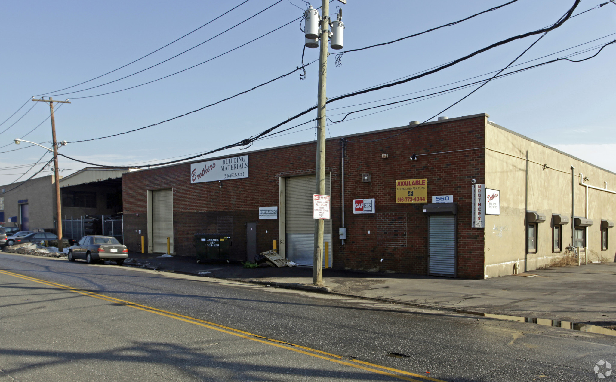 560 Commercial Ave, Garden City, NY for sale Building Photo- Image 1 of 1