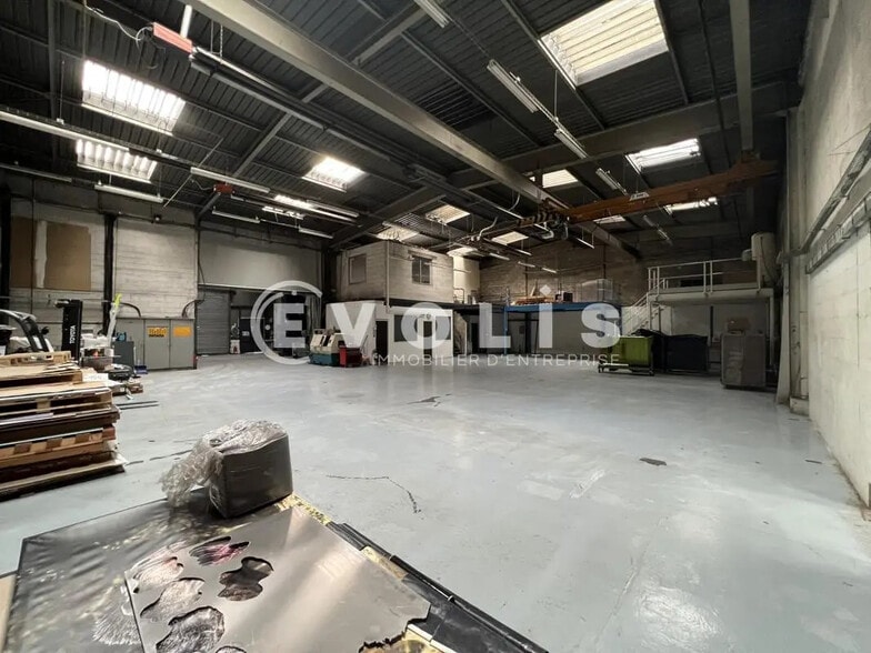 Flex in Saint-Priest for sale - Interior Photo - Image 2 of 15