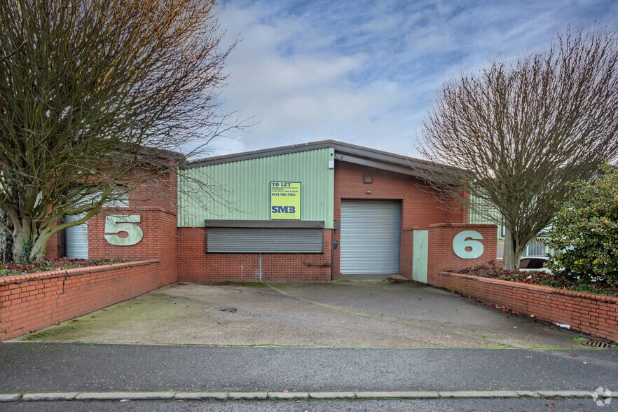 Wall End Clos, Walsall for sale - Building Photo - Image 1 of 1