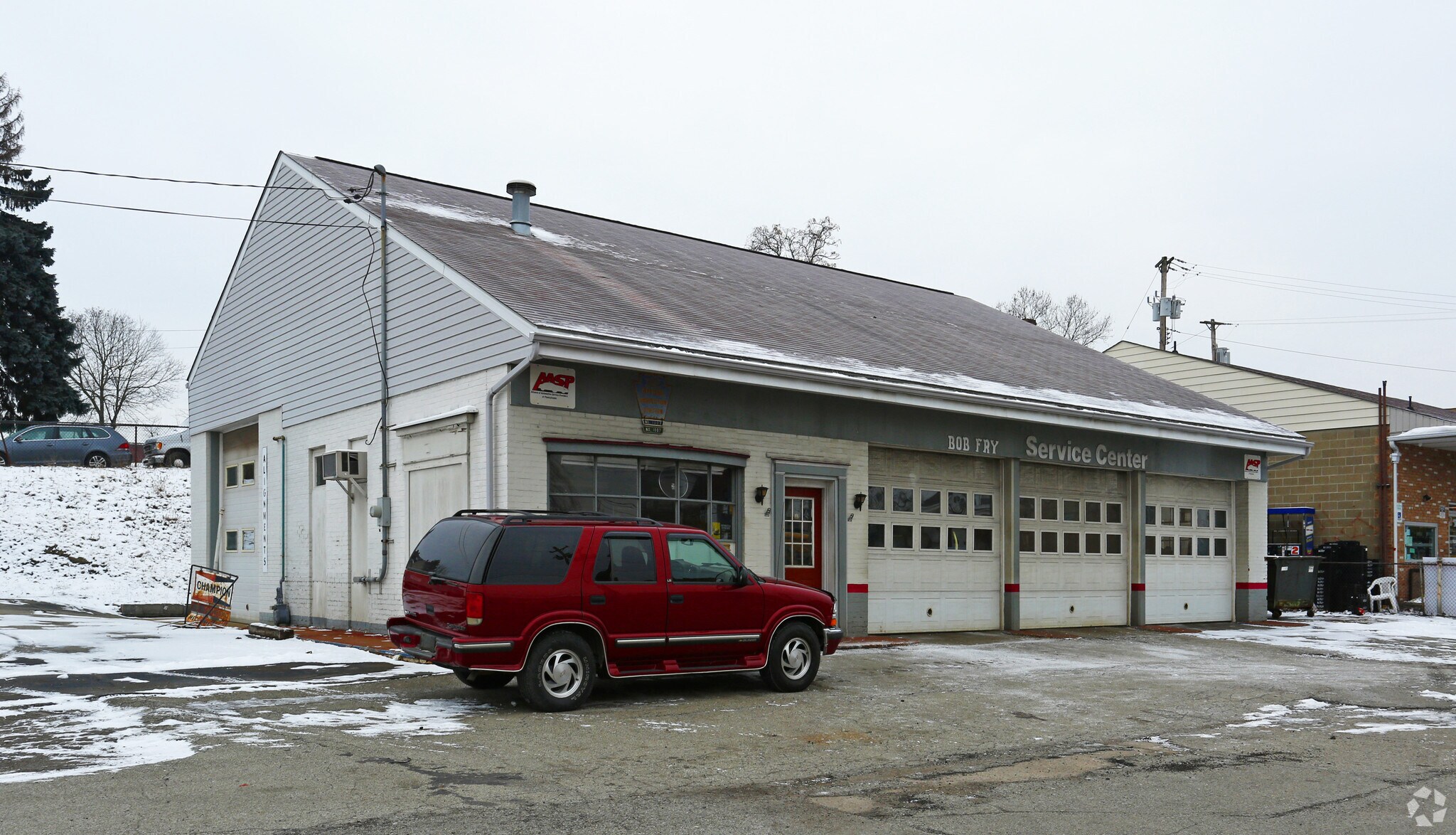 Retail in McKeesport, PA for sale Primary Photo- Image 1 of 1