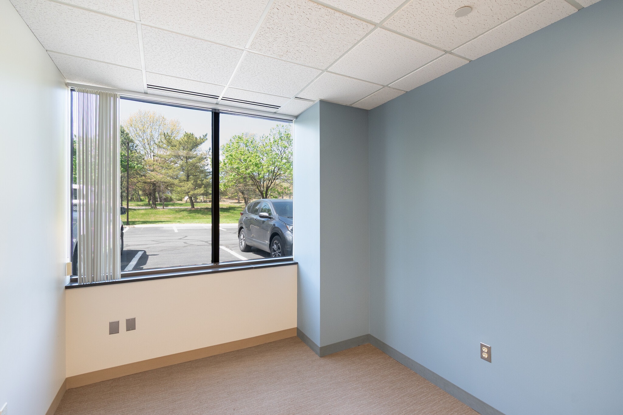 1800 Alexander Bell Dr, Reston, VA for lease Interior Photo- Image 1 of 5