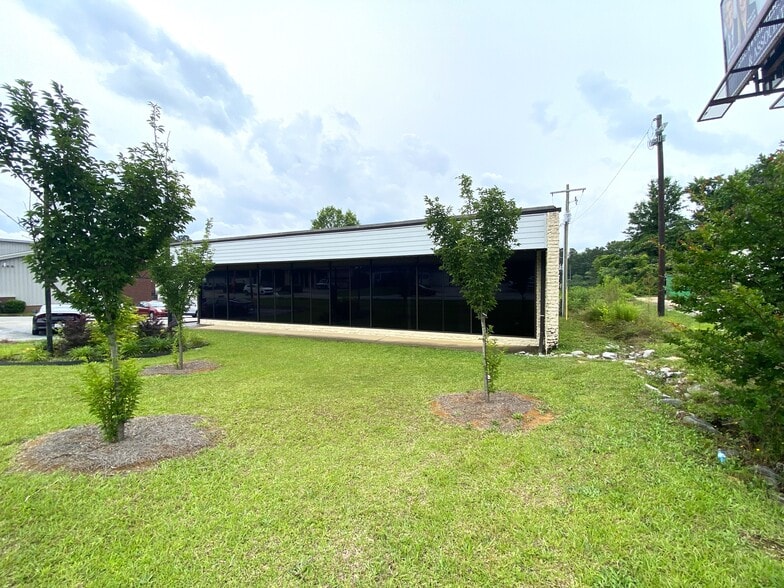 3514 Bush River Rd, Columbia, SC for sale - Building Photo - Image 2 of 8