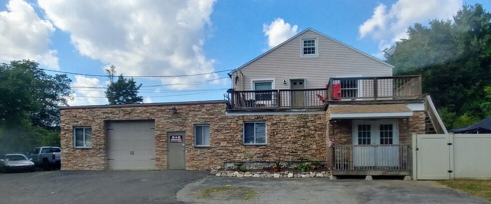 216 Munson Rd, Wolcott, CT for sale - Primary Photo - Image 1 of 1