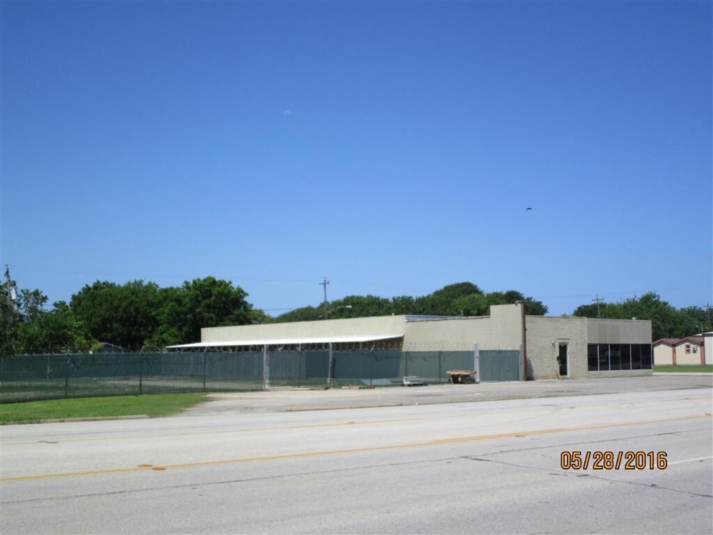 123 N Gulf Blvd, Freeport, TX for sale Primary Photo- Image 1 of 1