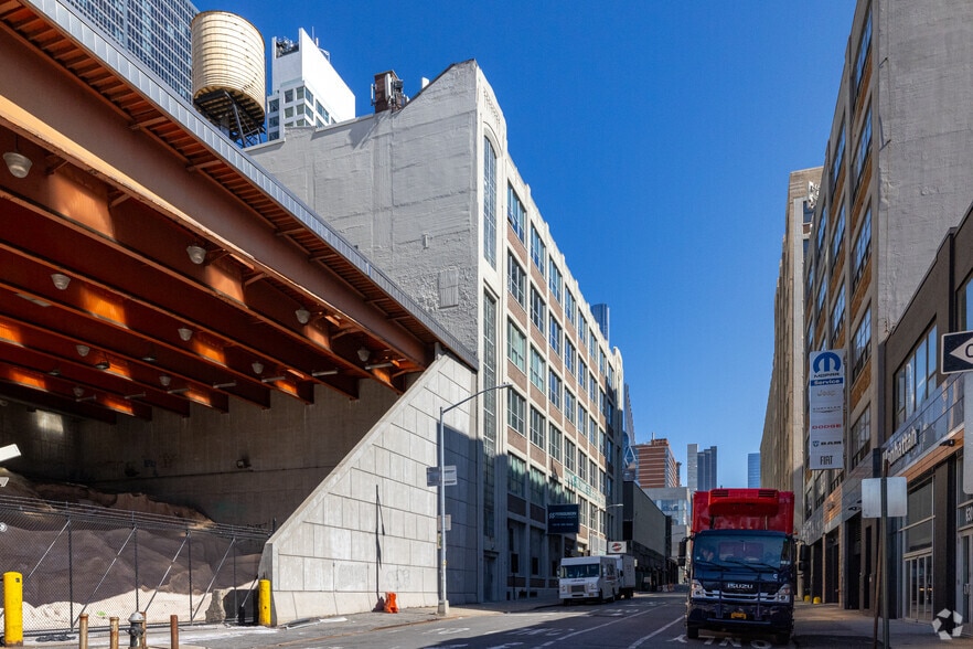 625 W 55th St, New York, NY for lease - Primary Photo - Image 1 of 7