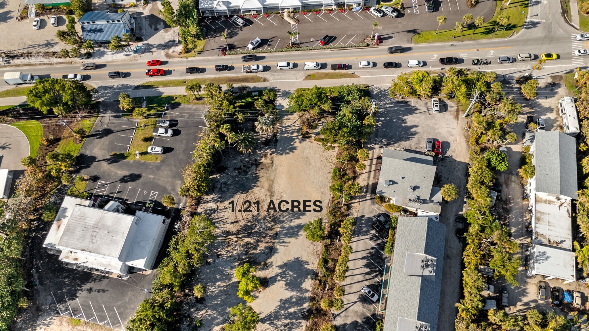 1625 Periwinkle Way, Sanibel, FL for sale Building Photo- Image 1 of 14